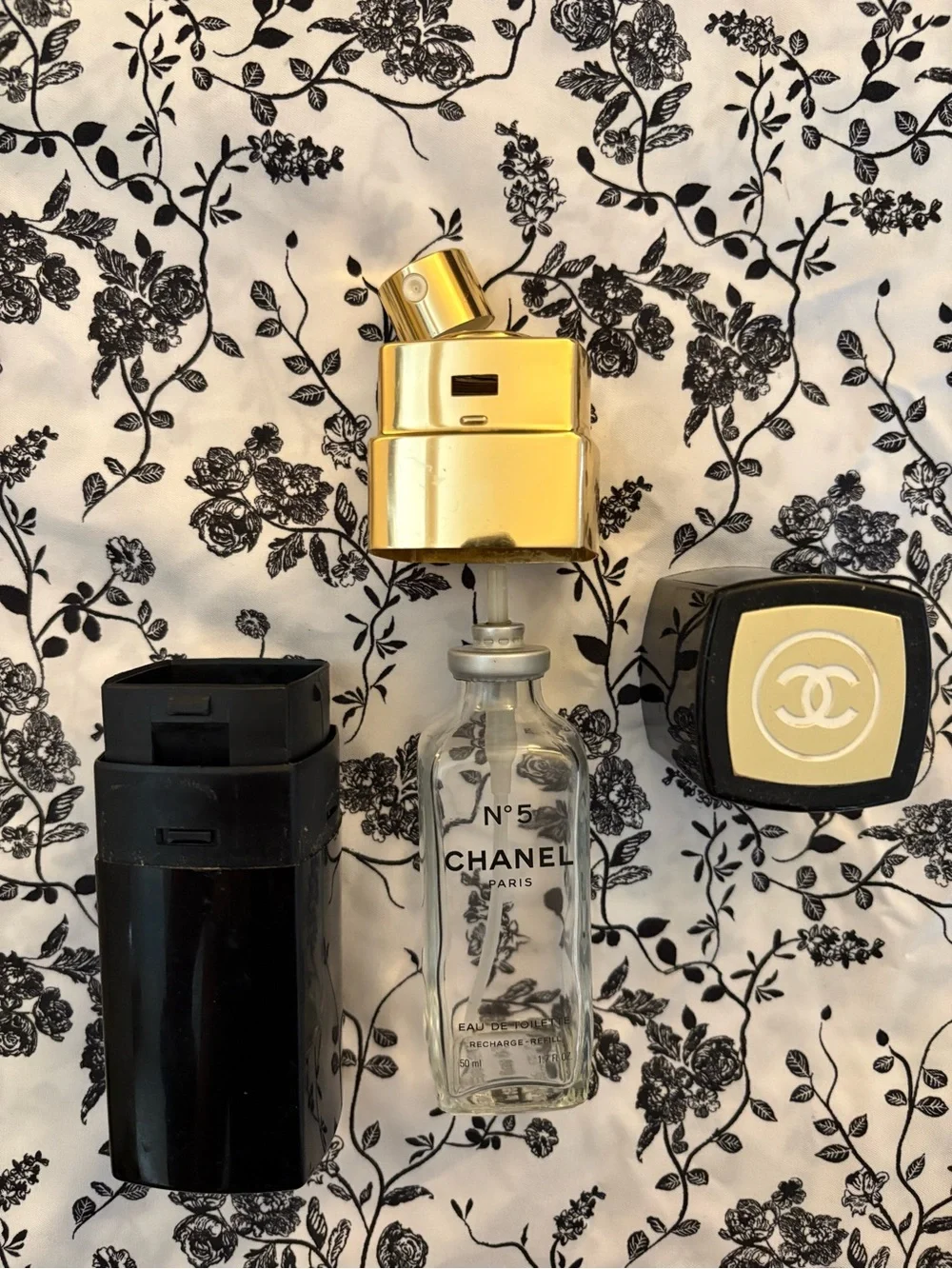 CHANEL EMPTY Vintage container